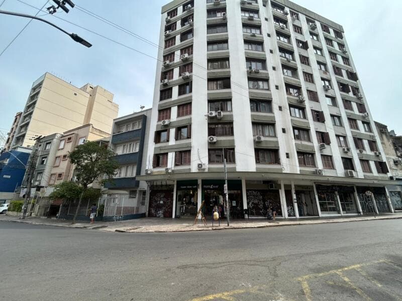Foto 4 de 5: Apartamento em leilão em Porto Alegre - RS, bairro Centro — LOTE 001 APARTAMENTO NA RUA GENERAL LIMA E SILVA