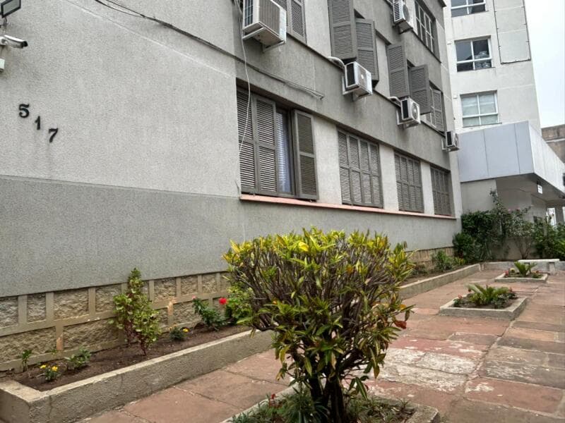 Foto 7 de 8: Apartamento em leilão em Porto Alegre - RS, bairro Azenha — LOTE 001 APARTAMENTO (DESOCUPADO) NO BAIRRO AZENHA