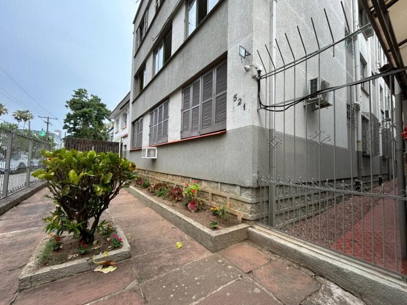 Foto 2 de 8: Apartamento em leilão em Porto Alegre - RS, bairro Azenha — LOTE 001 APARTAMENTO (DESOCUPADO) NO BAIRRO AZENHA