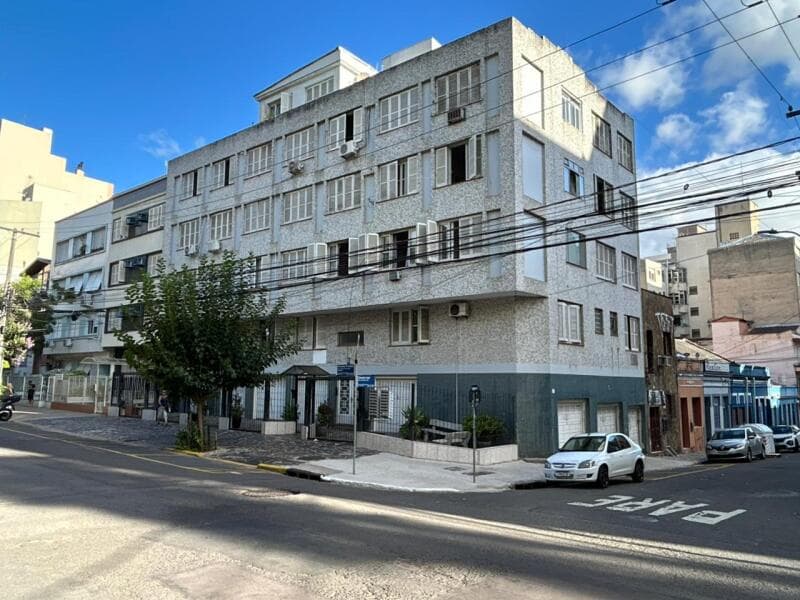 Foto 1 de 9: Apartamento em leilão em Porto Alegre - RS, bairro Centro — LOTE 001 APARTAMENTO NO BAIRRO CENTRO