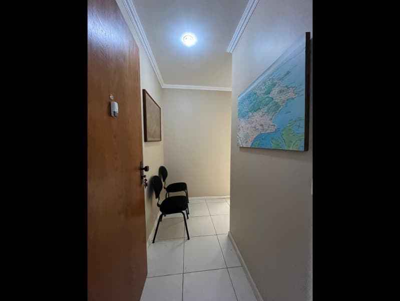 Foto 10 de 10: Comercial em leilão em Porto Alegre - RS, bairro Floresta — LOTE 001 SALA NA RUA DOUTOR TIMÓTEO NO BAIRRO FLORESTA