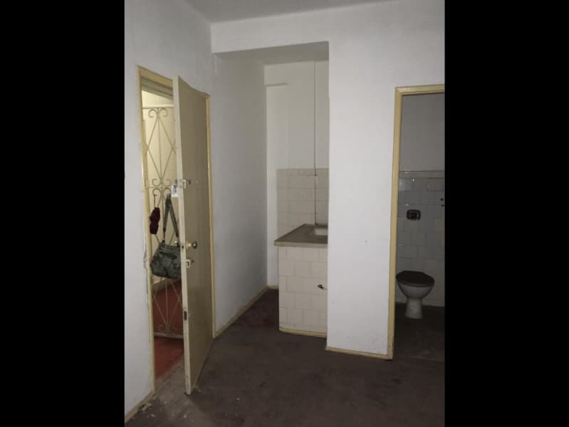 Foto 8 de 11: Apartamento em leilão em Porto Alegre - RS, bairro Centro — LOTE 001 APARTAMENTO NO CENTRO