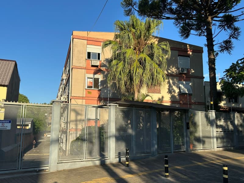 Foto 1 de 6: Apartamento em leilão em Porto Alegre - RS, bairro Glória — LOTE 001 APARTAMENTO DE 02 DORMITÓRIOS NO BAIRRO GLÓRIA
