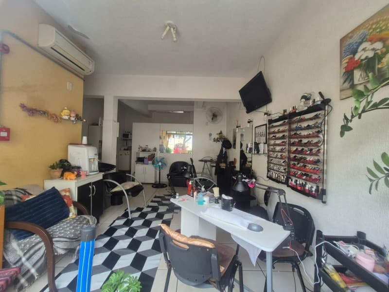 Foto 7 de 12: Comercial em leilão em Porto Alegre - RS, bairro Cristo Redentor — LOTE 001 LOJA PRÓXIMA AO HOSPITAL CONCEIÇÃO NO BAIRRO CRISTO REDENTOR