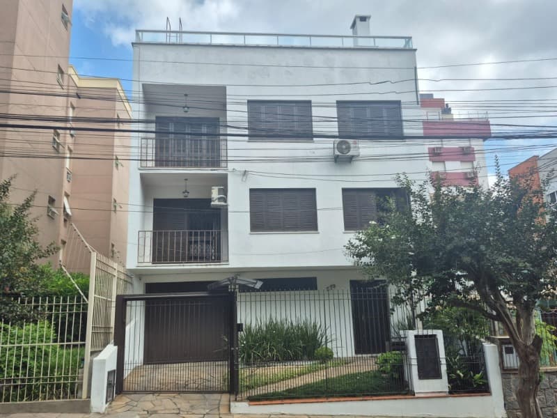 Apartamento em leilão em Porto Alegre - RS, bairro Higienópolis — LOTE 001 FRAÇÃO DE 50% DE APARTAMENTO NO BAIRRO HIGIENÓPOLIS