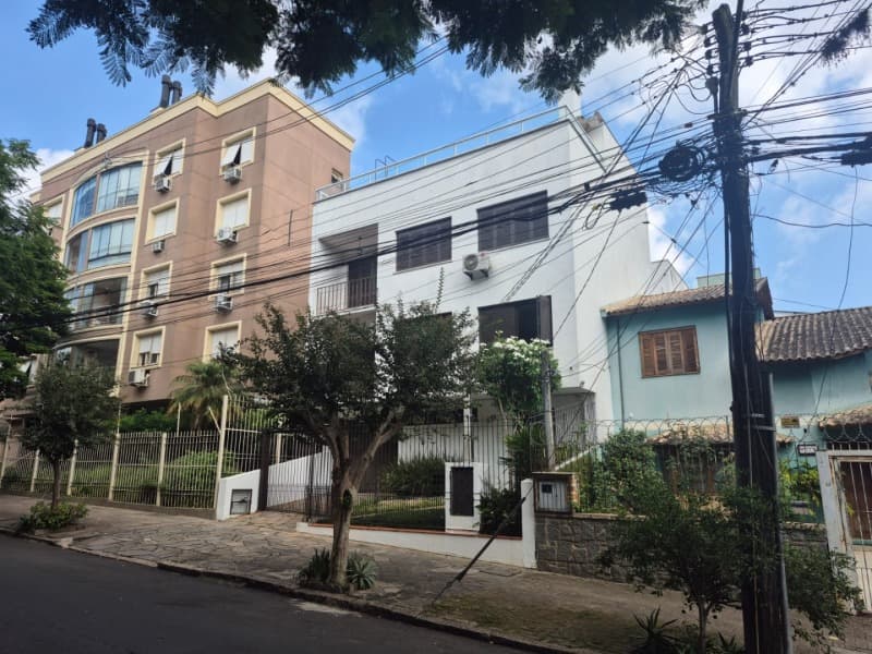 Foto 3 de 5: Apartamento em leilão em Porto Alegre - RS, bairro Higienópolis — LOTE 001 FRAÇÃO DE 50% DE APARTAMENTO NO BAIRRO HIGIENÓPOLIS