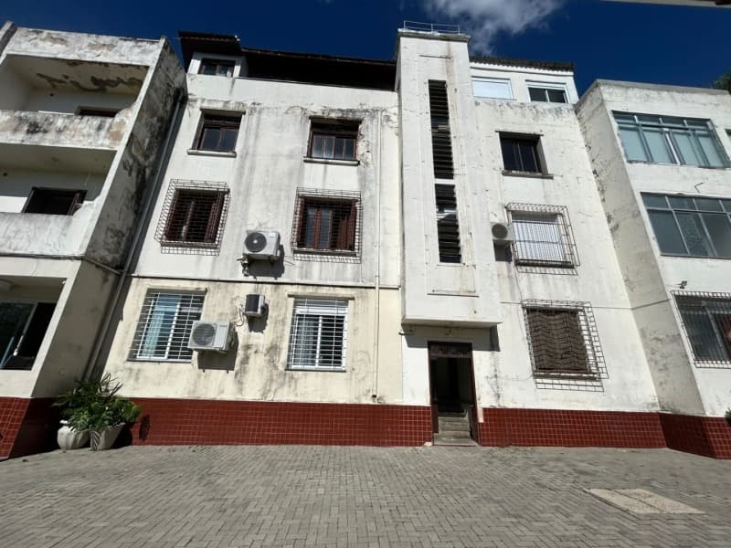 Apartamento em leilão em Porto Alegre - RS, bairro Menino Deus — LOTE 001 COBERTURA (DESOCUPADA) NO BAIRRO MENINO DEUS