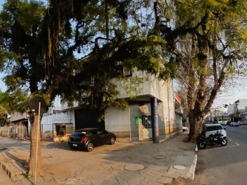 Foto 2 de 5: Comercial em leilão em Porto Alegre - RS, bairro Navegantes — LOTE 001 FRAÇÃO DE 50% DE PRÉDIO (DESOCUPADO) NO BAIRRO NAVEGANTES