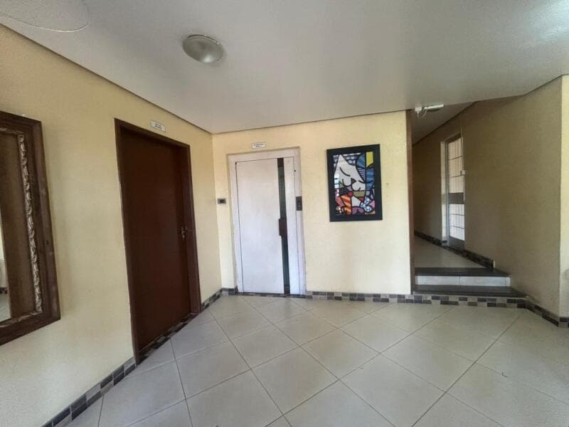 Foto 6 de 6: Apartamento em leilão em Porto Alegre - RS, bairro Medianeira — LOTE 001 APARTAMENTO NO BAIRRO MEDIANEIRA