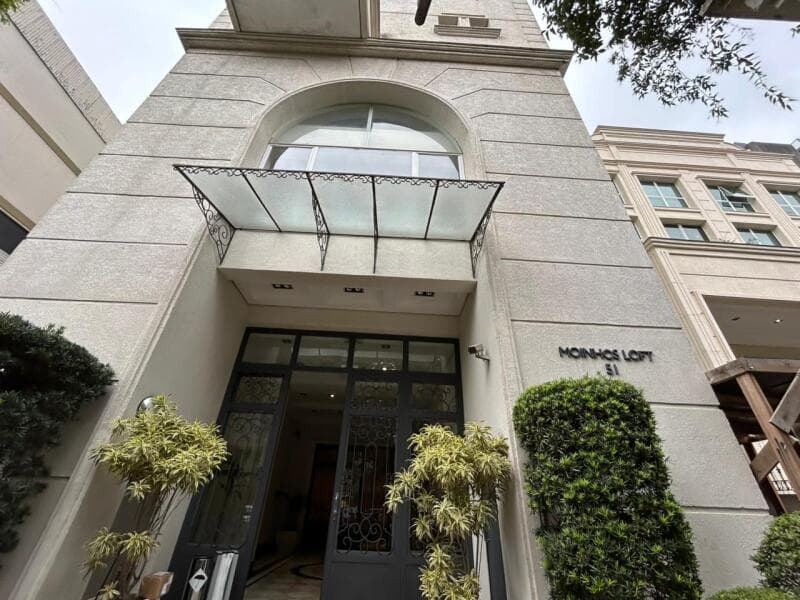 Foto 4 de 7: Apartamento em leilão em Porto Alegre - RS, bairro Moinhos de Vento — LOTE 001 APARTAMENTO DUPLEX COM 02 BOXES NO BAIRRO MOINHOS DE VENTO