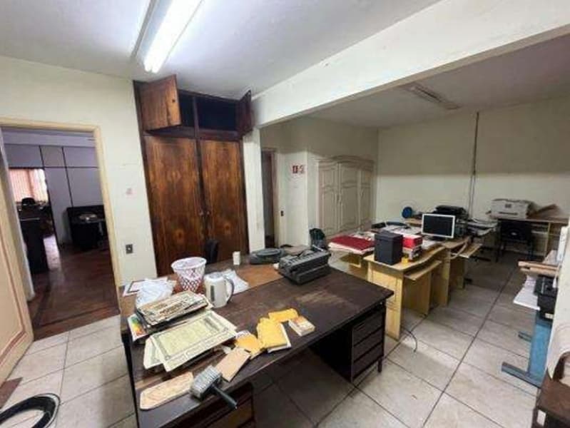 Foto 5 de 7: Terreno em leilão em Pelotas - RS, bairro Centro — LOTE 001 PRÉDIO DE ALVENARIA NO CENTRO DE PELOTAS/RS - JUSTIÇA DO TRABALHO