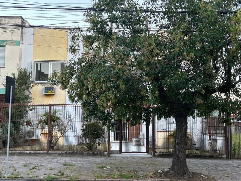 Foto 3 de 7: Apartamento em leilão em Porto Alegre - RS, bairro Tristeza — LOTE 001 APARTAMENTO (DESOCUPADO) NO BAIRRO TRISTEZA