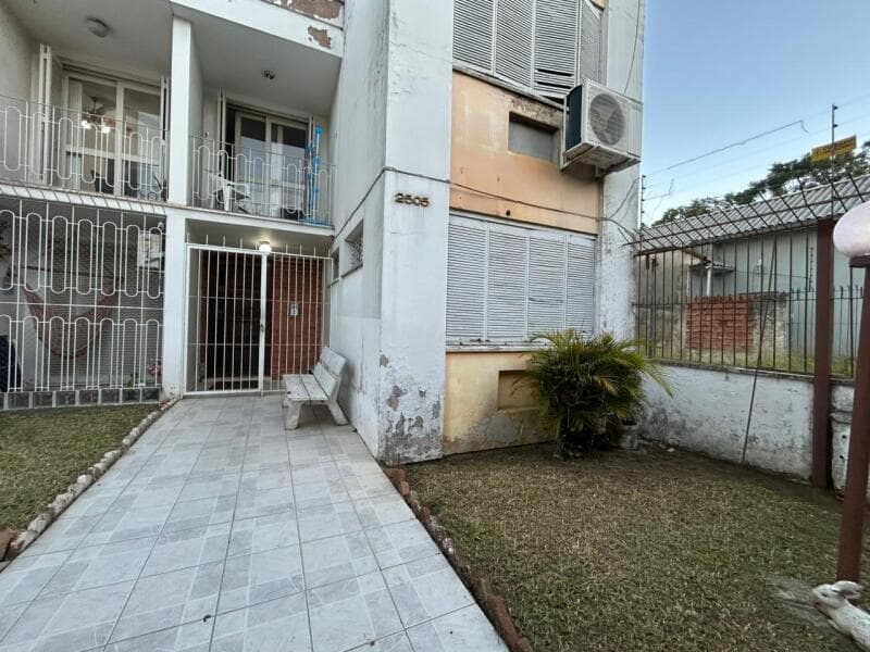 Foto 5 de 7: Apartamento em leilão em Porto Alegre - RS, bairro Tristeza — LOTE 001 APARTAMENTO (DESOCUPADO) NO BAIRRO TRISTEZA
