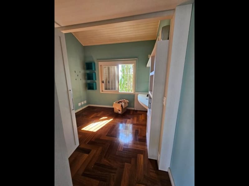Foto 11 de 25: Casa em leilão em Porto Alegre - RS, bairro Teresópolis — LOTE 001 EXCELENTE CASA NO BAIRRO TERESÓPOLIS