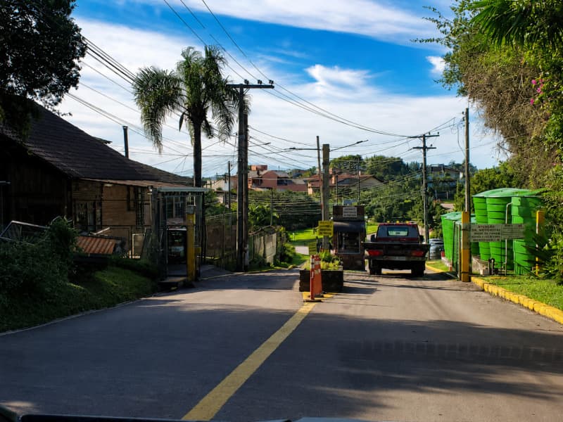 Terreno em leilão em Viamão - RS — LOTE 001 TERRENO NO CONDOMÍNIO CANTEGRIL IV EM VIAMÃO/RS