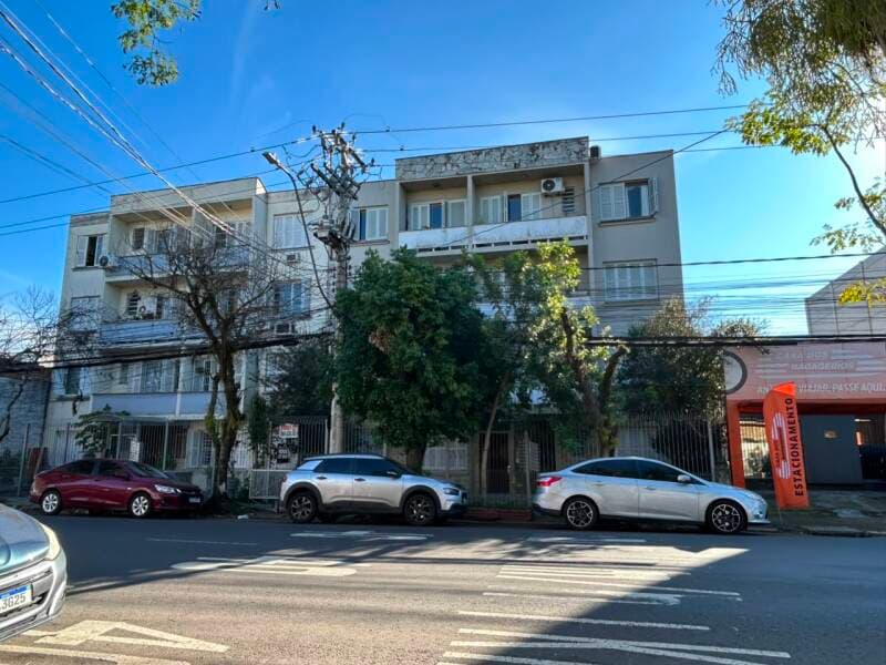 Foto 2 de 8: Apartamento em leilão em Porto Alegre - RS, bairro Navegantes — LOTE 001 APARTAMENTO NO BAIRRO NAVEGANTES
