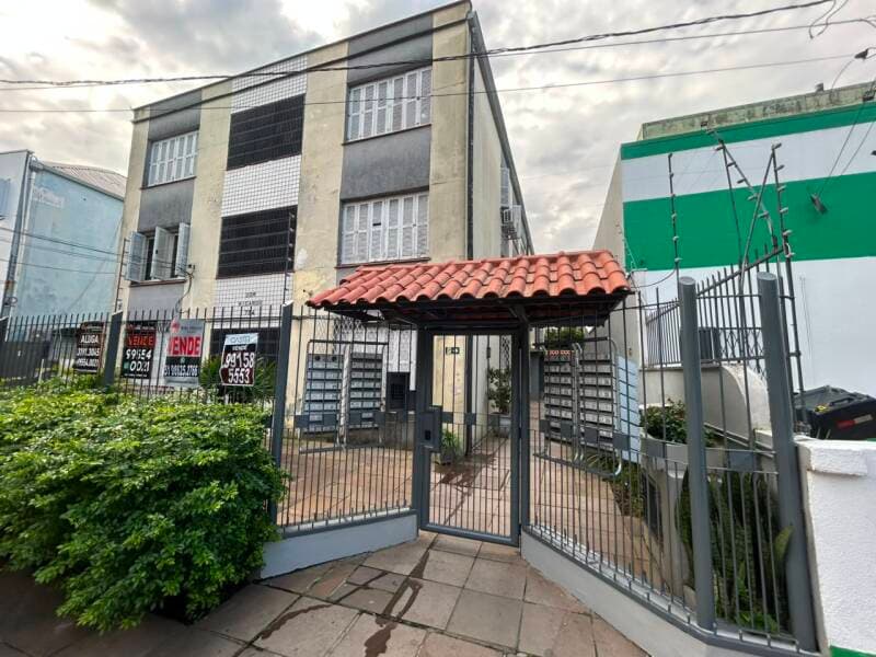 Foto 5 de 8: Apartamento em leilão em Porto Alegre - RS, bairro Menino Deus — LOTE 001 APARTAMENTO NO BAIRRO MENINO DEUS