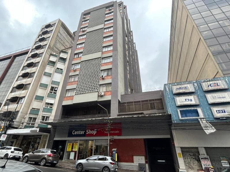 Foto 3 de 4: Apartamento em leilão em Porto Alegre - RS, bairro Centro — LOTE 001 APARTAMENTO (DESOCUPADO) NO BAIRRO CENTRO