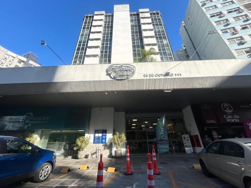 Foto 3 de 5: Comercial em leilão em Porto Alegre - RS, bairro Moinhos de Vento — LOTE 001 SALA NO BAIRRO MOINHOS DE VENTO