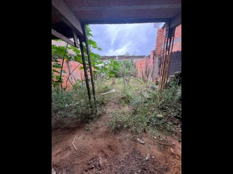 Foto 15 de 16: Terreno em leilão em Alvorada - RS — LOTE 001 TERRENO (COM CONSTRUÇÃO INACABADA) NO LOTEAMENTO ALGARVE EM ALVORADA / RS