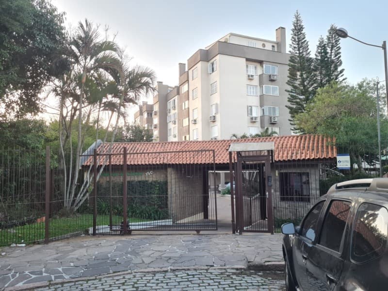 Foto 1 de 6: Vaga de Garagem em leilão em Porto Alegre - RS, bairro Cristal — LOTE 001 ESTACIONAMENTO NO BAIRRO CRISTAL