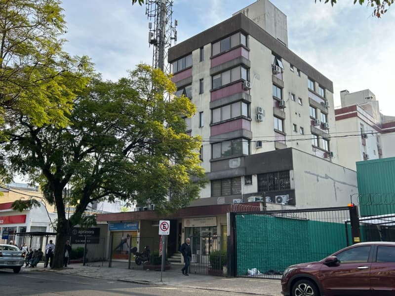 Foto 3 de 4: Comercial em leilão em Porto Alegre - RS, bairro Jardim Botânico — LOTE 001 SALA COMERCIAL NO BAIRRO JARDIM BOTÂNICO