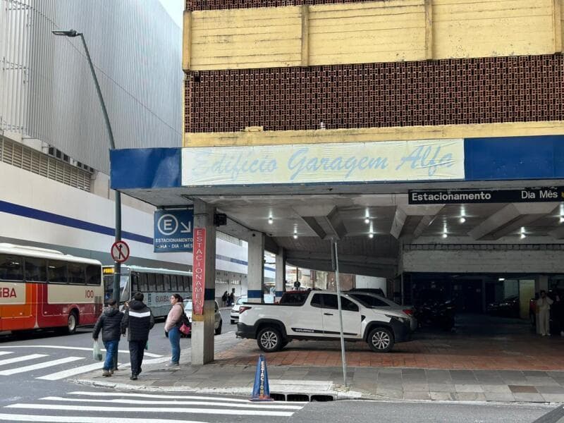 Foto 3 de 4: Vaga de Garagem em leilão em Porto Alegre - RS, bairro Centro — LOTE 001 BOX EM ESTACIONAMENTO NO CENTRO DE PORTO ALEGRE