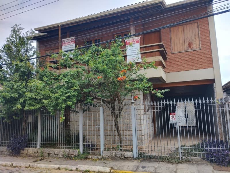 Foto 30 de 43: Casa em leilão em Itamonte - MG — LOTE 001 IMÓVEL RESIDENCIAL - AT. 330,00M², A.C. 185,93M² - ITAMONTE - MG