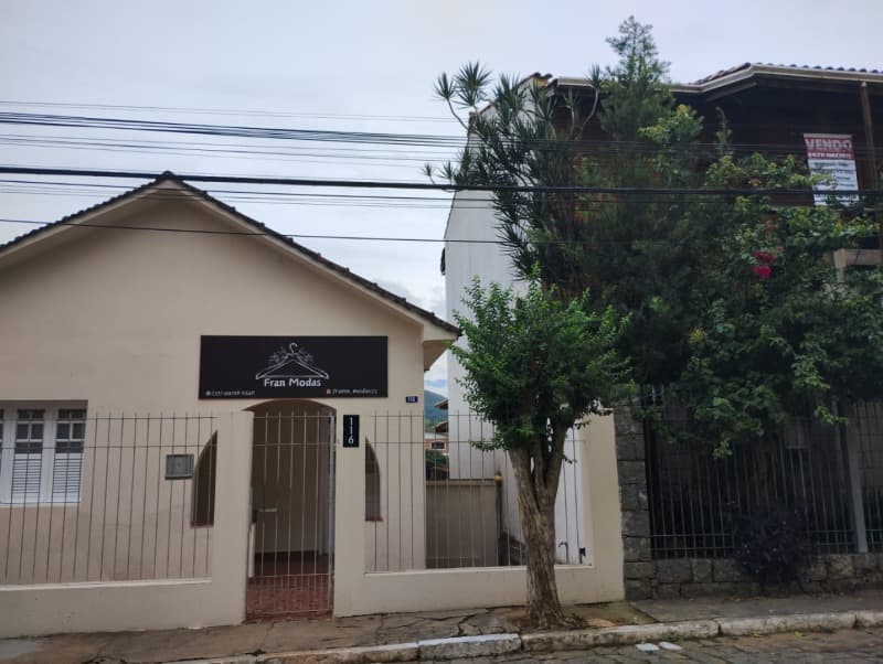 Foto 36 de 43: Casa em leilão em Itamonte - MG — LOTE 001 IMÓVEL RESIDENCIAL - AT. 330,00M², A.C. 185,93M² - ITAMONTE - MG