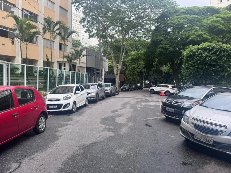Foto 12 de 14: Apartamento em leilão em São Paulo - SP, bairro Santana — LOTE 001 IMÓVEL - APARTAMENTO - A.T. 113,94m² - SANTANA - SÃO PAULO/ SP