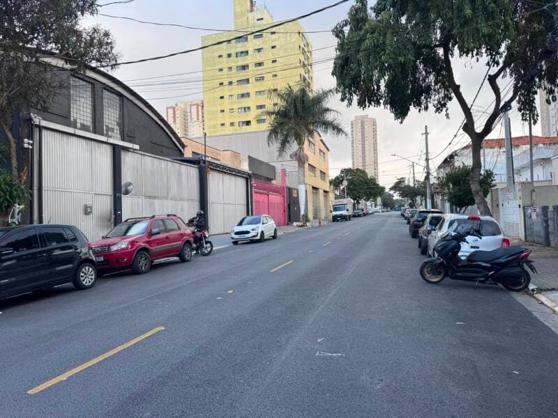 Foto 6 de 9: Casa em leilão em São Paulo - SP, bairro Vila Bertioga — LOTE 001 IMÓVEL - CASA - A.T. 400,00m² - A.C. 170,00m² - MOOCA/ SP