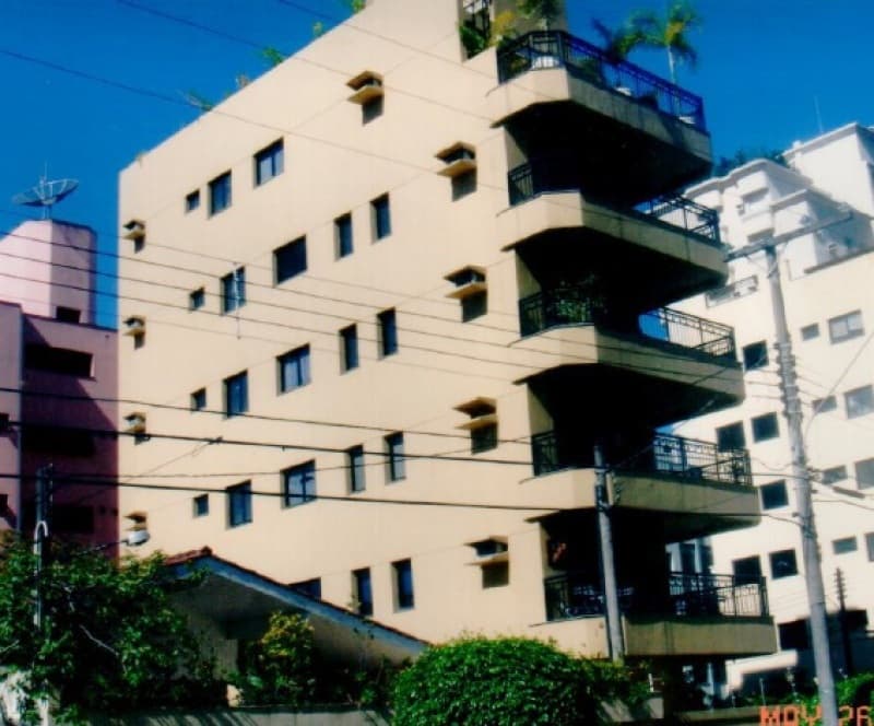 Foto 3 de 26: Apartamento em leilão em Guarujá - SP — LOTE 001 LEILÃO JUDICIAL - Direitos sob. Apto. de 121,33 m², Ed. Costa Esmeralda - Enseada, Guarujá