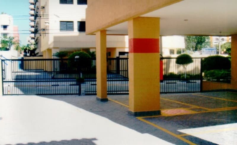 Foto 7 de 26: Apartamento em leilão em Guarujá - SP — LOTE 001 LEILÃO JUDICIAL - Direitos sob. Apto. de 121,33 m², Ed. Costa Esmeralda - Enseada, Guarujá