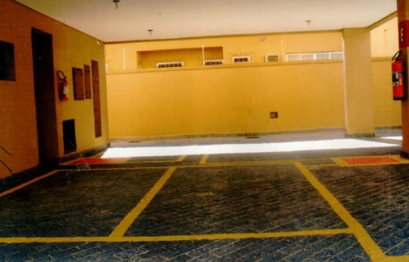 Foto 8 de 26: Apartamento em leilão em Guarujá - SP — LOTE 001 LEILÃO JUDICIAL - Direitos sob. Apto. de 121,33 m², Ed. Costa Esmeralda - Enseada, Guarujá
