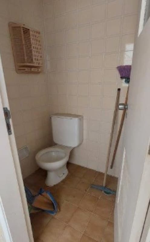 Foto 2 de 13: Apartamento em leilão em Guarujá - SP — LOTE 001 LEILÃO JUDICIAL - Apto. de 85,56 m², Ed. Torremolinos I - Jardim Três Marias, Guarujá - SP