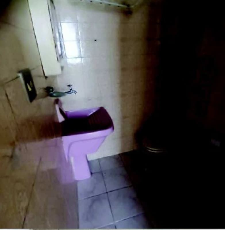 Foto 5 de 9: Apartamento em leilão em São Vicente - SP — LOTE 001 LEILÃO JUDICIAL - Apto. de 27,83 m², Edifício Blue Star - Itararé, São Vicente - SP