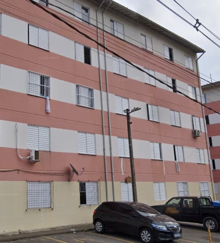 Apartamento em leilão em Santos - SP — LOTE 001 LEILÃO JUDICIAL - Direitos sob. Apto. de 43,40 m², Conj. Hab. Caneleira IV - Caneleira, San