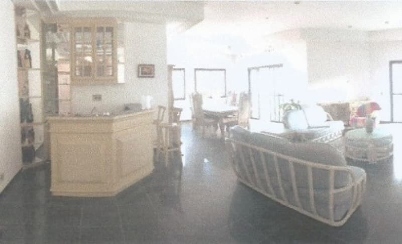 Foto 11 de 18: Apartamento em leilão em Guarujá - SP — LOTE 001 LEILÃO JUDICIAL - Apto. de 276,93 m², Ed. Nevis, Cond. Ilhas do Caribe II - Pitangueiras, G