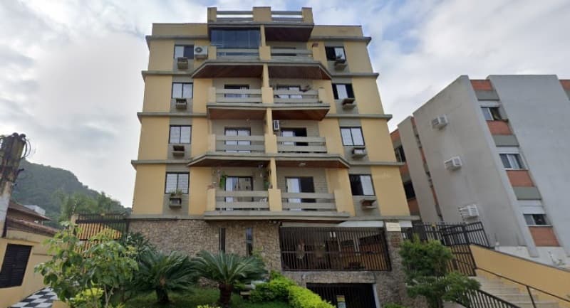 Apartamento em leilão em Guarujá - SP, bairro Enseada — LOTE 001 LEILÃO JUDICIAL - Direitos sob. apto de 563,57 m², Ed. Nambertchu - Enseada, Guarujá - SP