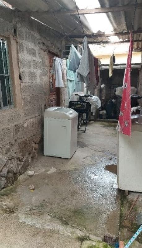 Foto 2 de 8: Casa em leilão em Guarujá - SP, bairro Sítio Paecara — LOTE 001 LEILÃO JUDICIAL - Casa de 80 m² (aprox.) com edícula - Sítio Paecara, Guarujá - SP