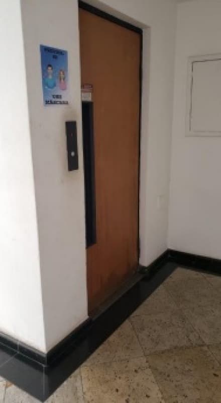 Foto 4 de 17: Apartamento em leilão em Guarujá - SP — LOTE 001 LEILÃO JUDICIAL - Apto. de cobertura de 220,20 m², Ed. Lady Jamile Residence - Mar e Céu, G
