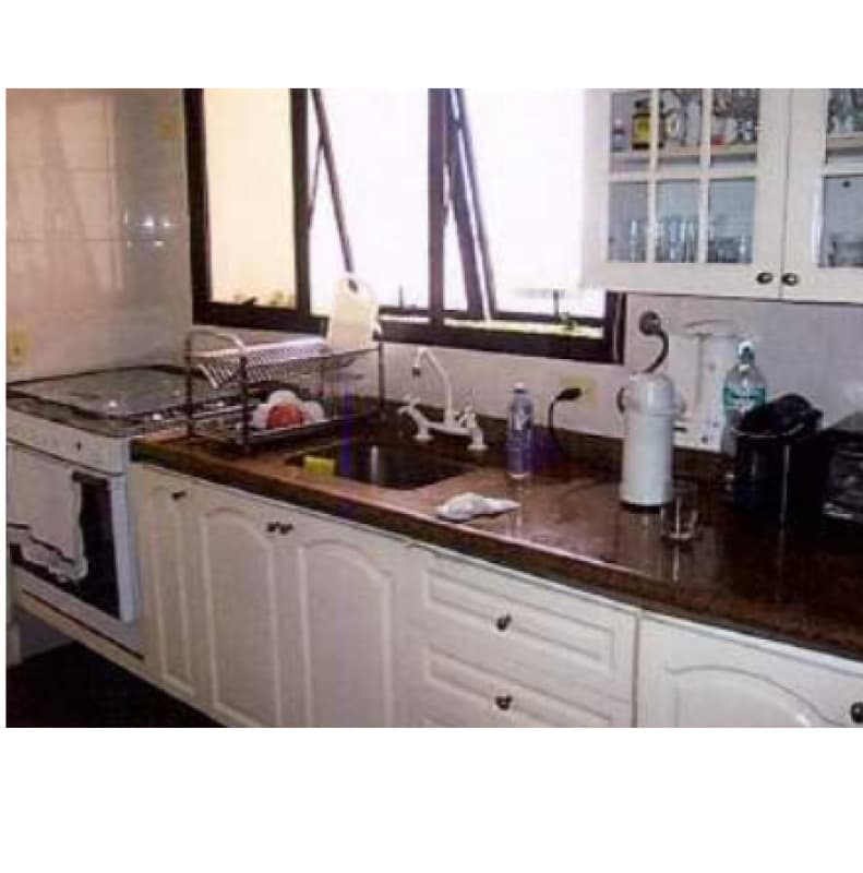 Foto 2 de 5: Apartamento em leilão em Guarujá - SP, bairro Enseada — LOTE 001 LEILÃO JUDICIAL - Direitos possessórios sob. apto. de 103,286m², Ed. Ponta do Arpoador, Ens