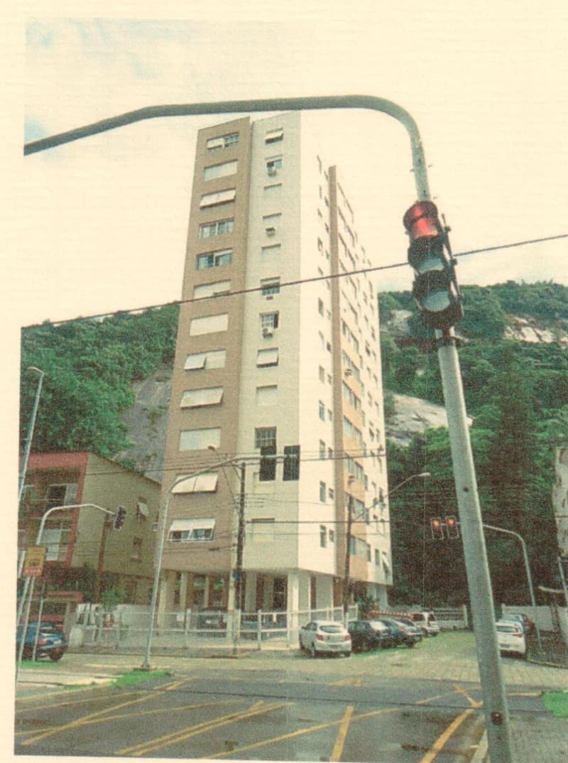 Foto 1 de 3: Apartamento em leilão em São Vicente - SP — LOTE 001 LEILÃO JUDICIAL - Direitos sob apto. de 42,90 m², Ed. São Vicente - Itararé, São Vicente/SP