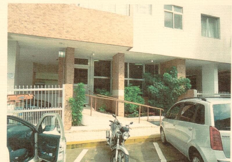 Foto 2 de 3: Apartamento em leilão em São Vicente - SP — LOTE 001 LEILÃO JUDICIAL - Direitos sob apto. de 42,90 m², Ed. São Vicente - Itararé, São Vicente/SP