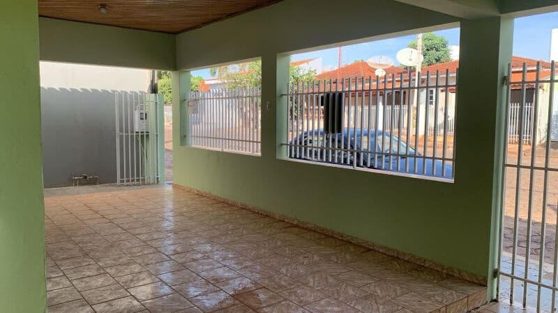 Foto 4 de 22: Casa em leilão em Reginópolis - SP, bairro Jardim Paineira — LOTE 001 LEILÃO JUDICIAL - Casa alvenaria de 50,00 metros de área construída - Reginópolis/SP
