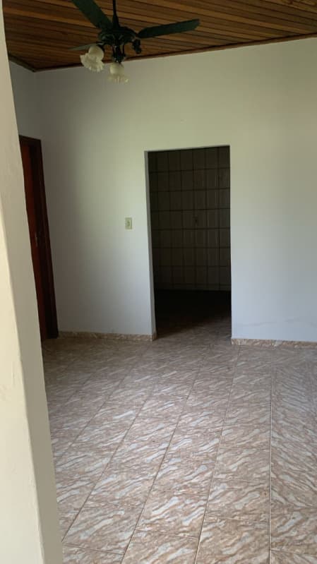Foto 6 de 22: Casa em leilão em Reginópolis - SP, bairro Jardim Paineira — LOTE 001 LEILÃO JUDICIAL - Casa alvenaria de 50,00 metros de área construída - Reginópolis/SP