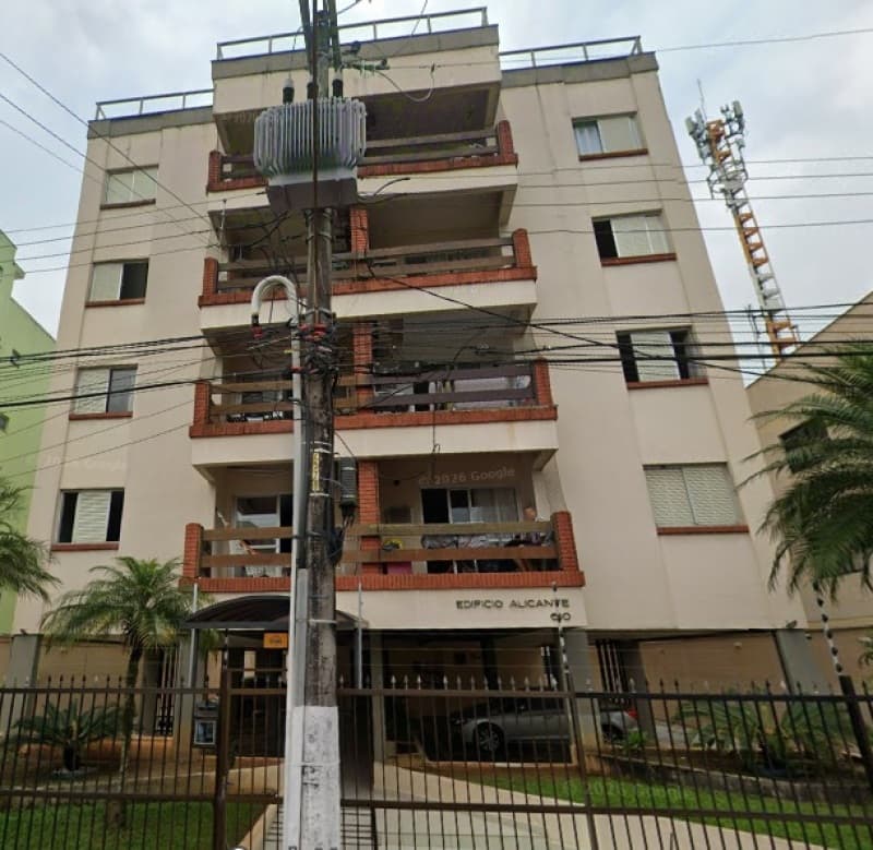 Apartamento em leilão em Guarujá - SP, bairro Jardim Praiano — LOTE 001 LEILÃO JUDICIAL – Direitos sob. Apto. de 68,99 m², Cond. Ed. Alicante – Jardim Praiano, Gua