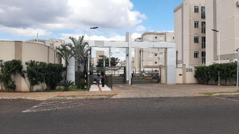 Apartamento em leilão em Uberlândia - MG — LOTE 155 APARTAMENTO EM UBERLANDIA/MG - DESCONTO DE 42,07% DO VALOR DE AVALIAÇÃO