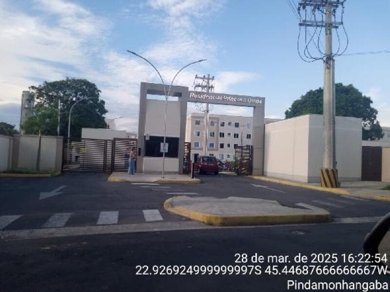 Apartamento em leilão em Pindamonhangaba - SP — LOTE 442 APARTAMENTO EM PINDAMONHANGABA/SP - DESCONTO DE 40,74% DO VALOR DE AVALIAÇÃO