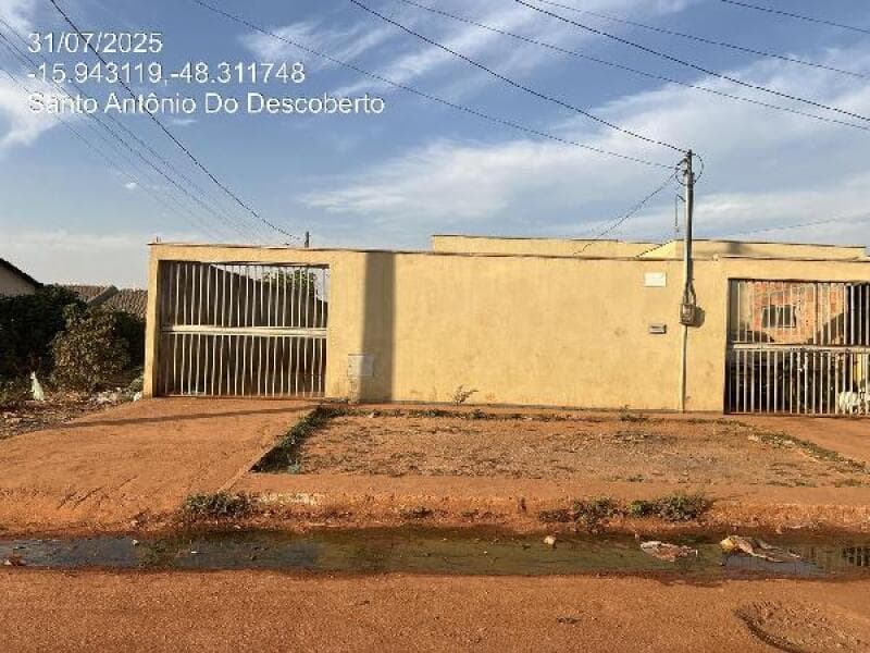 Casa em leilão em Santo Antônio Do Descoberto - GO — LOTE 106 CASA EM SANTO ANTONIO DO DESCOBERTO/GO - DESCONTO DE 42,07% DO VALOR DE AVALIAÇÃO